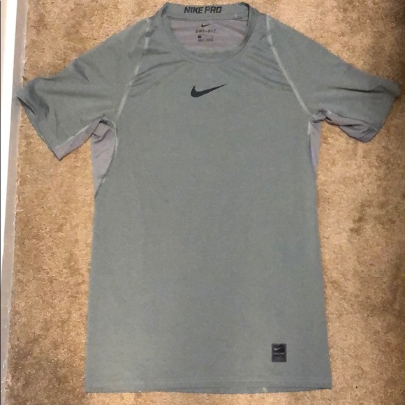 Nike Tops - Nike Pro Dri-Fit